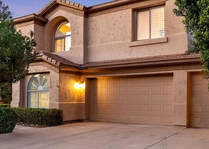 Massive North Scottsdale 6 Bdrm W Oasis Backyard *