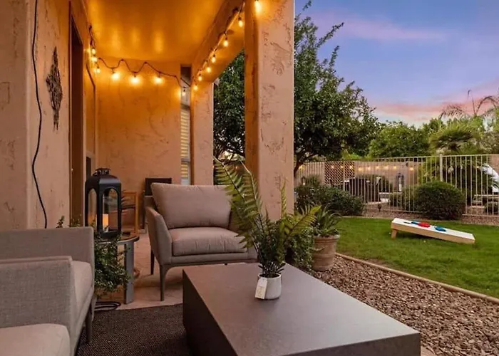 Massive North Scottsdale 6 Bdrm W Oasis Backyard