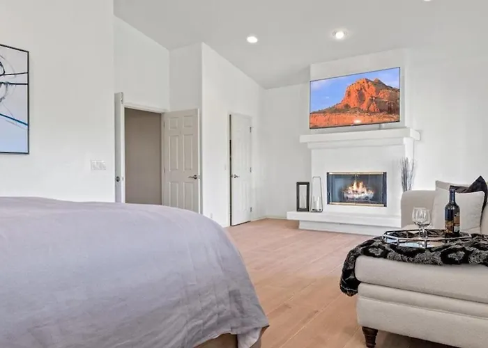 Massive North Scottsdale 6 Bdrm W Oasis Backyard Ferienhaus *