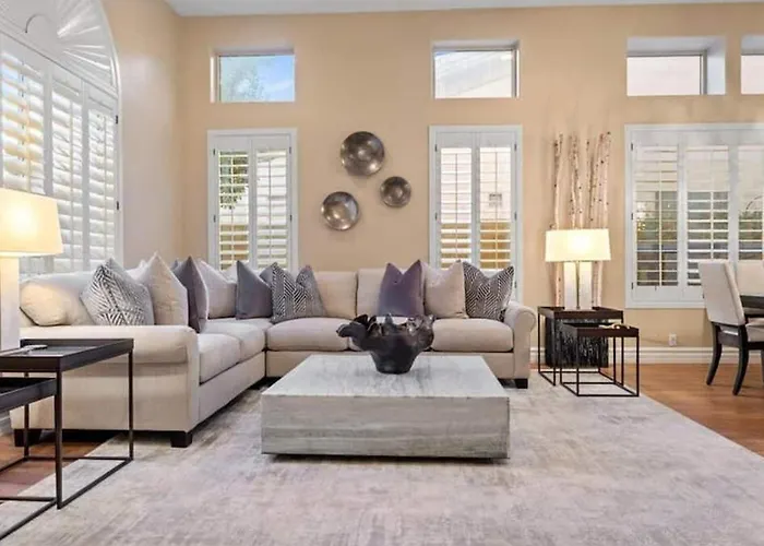 Massive North Scottsdale 6 Bdrm W Oasis Backyard Ferienhaus *