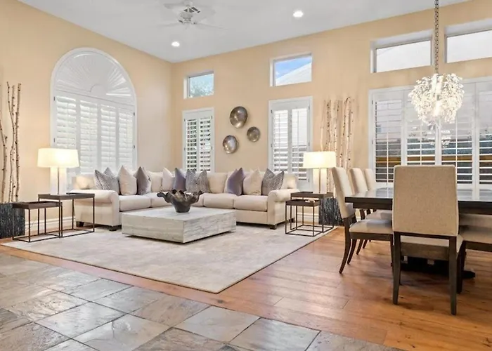 Massive North Scottsdale 6 Bdrm W Oasis Backyard Ferienhaus *